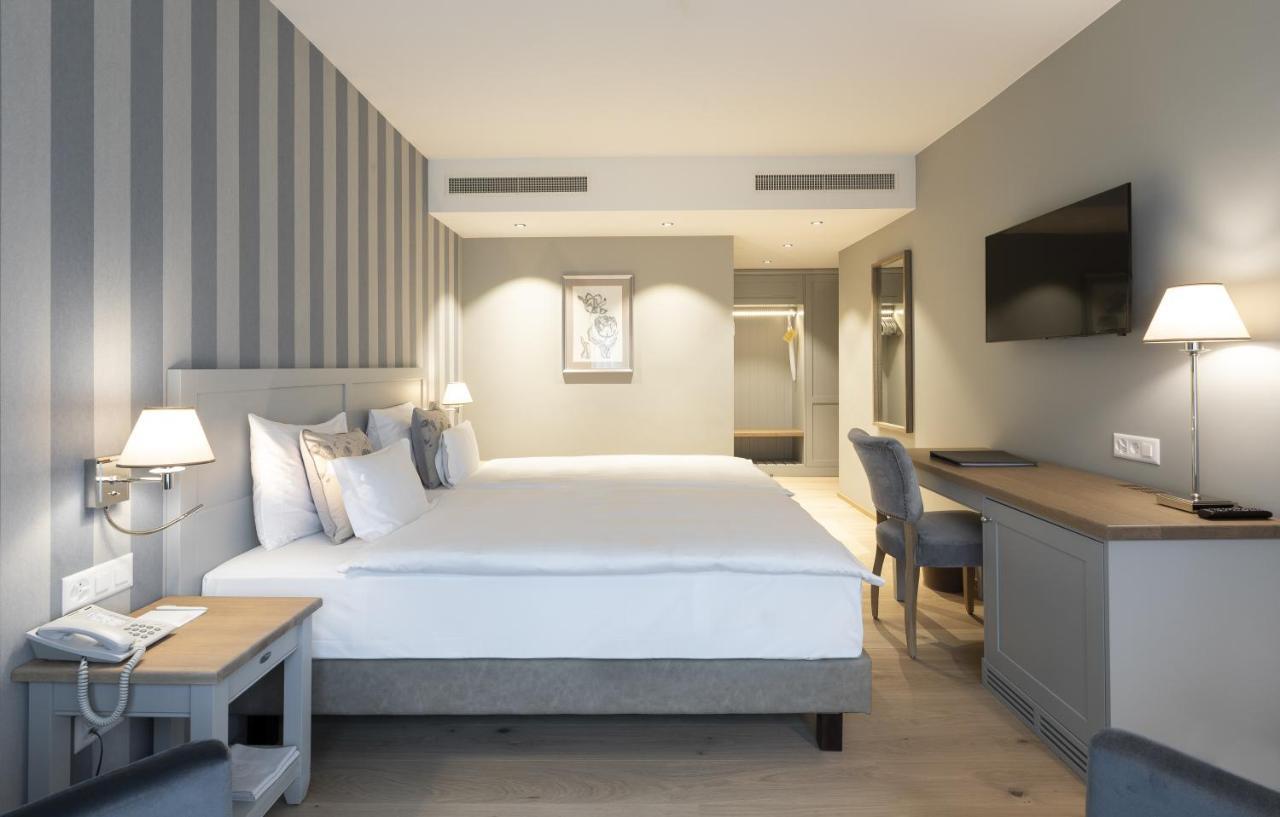 Double Room Chic