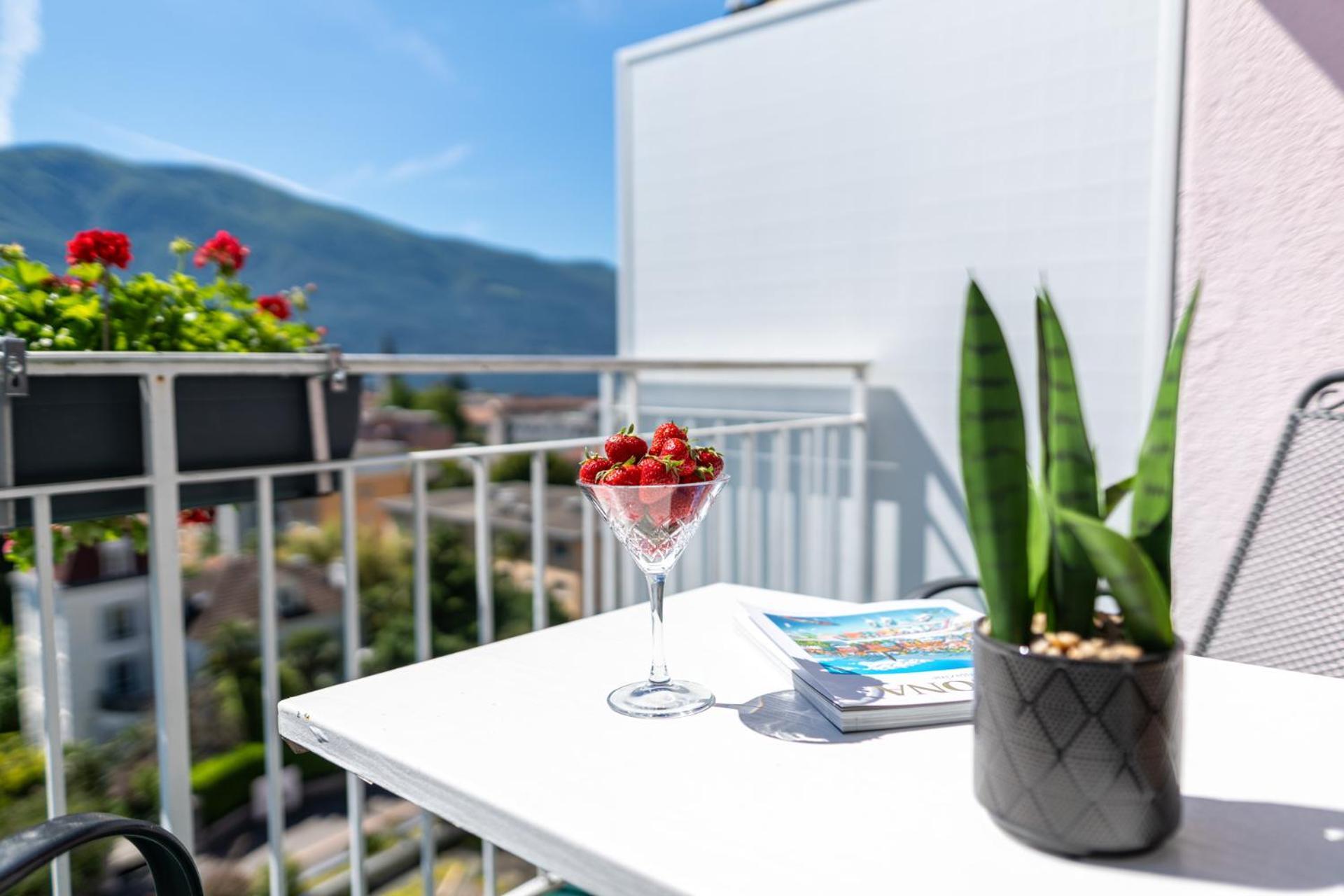 Economy Double Room Balcony Lake side